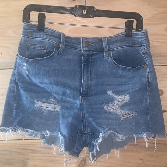 High Rise Universal Thread Ripped Jean Shorts - Picture 3 of 8